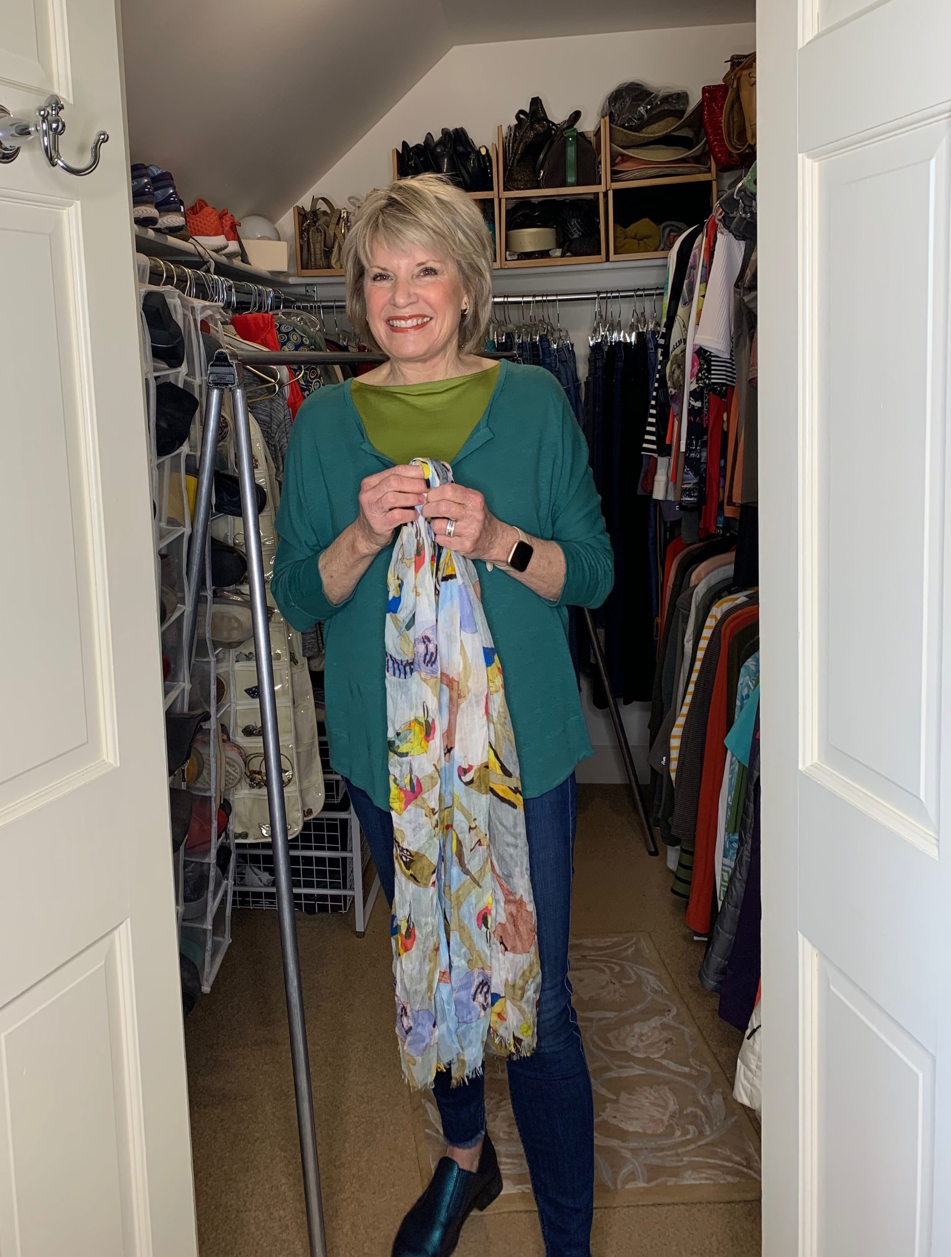 ANOTHER EASY PEESY SCARF TRICK fashionwise by Ann